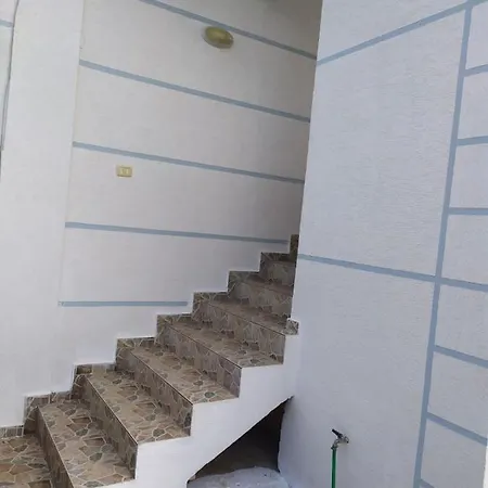 Dervishaj Appartement *