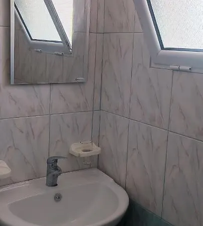 Dervishaj * Ksamil